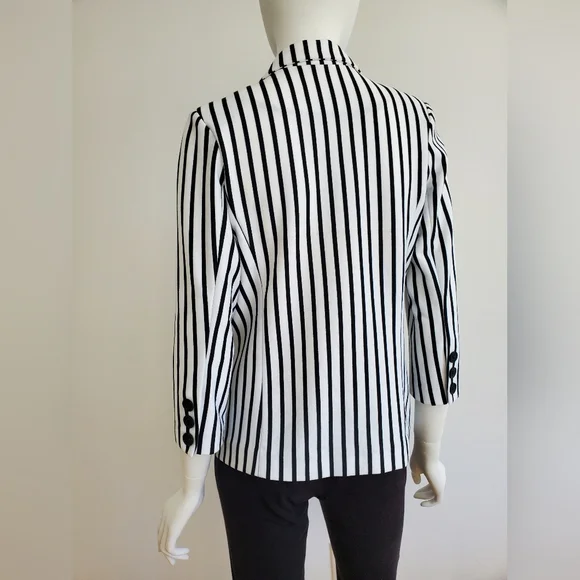 Jacket - Picture 3 of 5